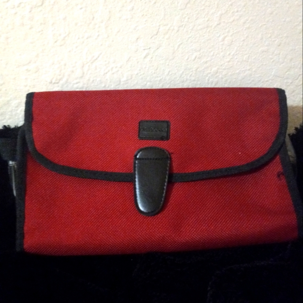 Liz Claiborne brand 3 sectioned travel organizer, red & black
